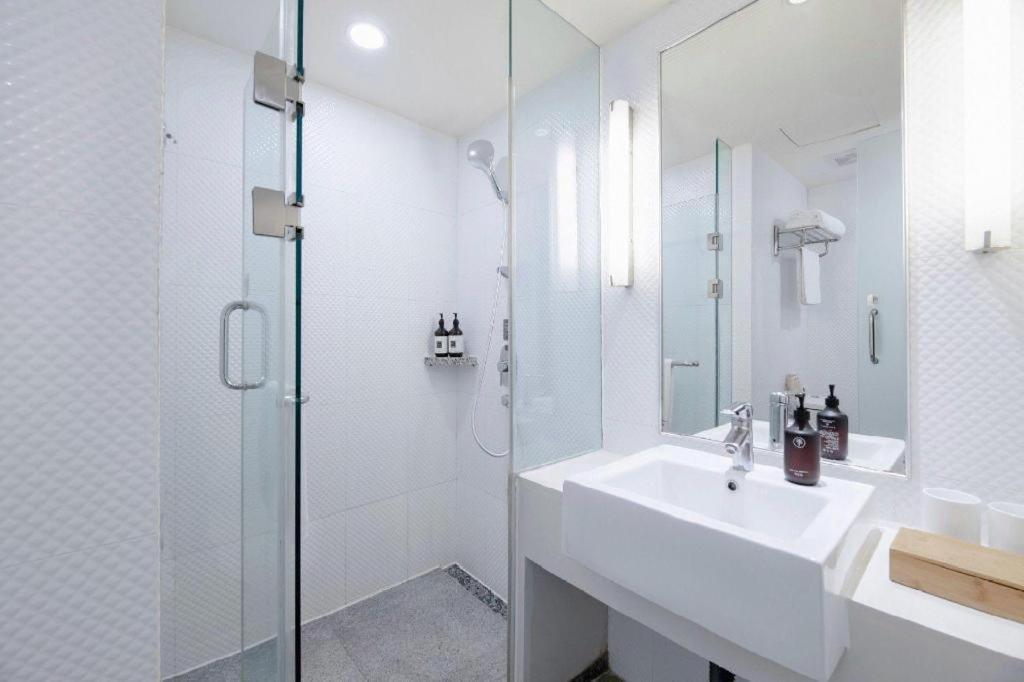 Ji Hotel Chongqing Shangqingsi Niujiaotuo Metro Station Zewnętrze zdjęcie